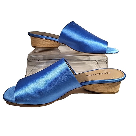 Donald Pliner Rimini Cerulean Blue Satin Slide Sandals Heels Women's Size 9 - Picture 2 of 13